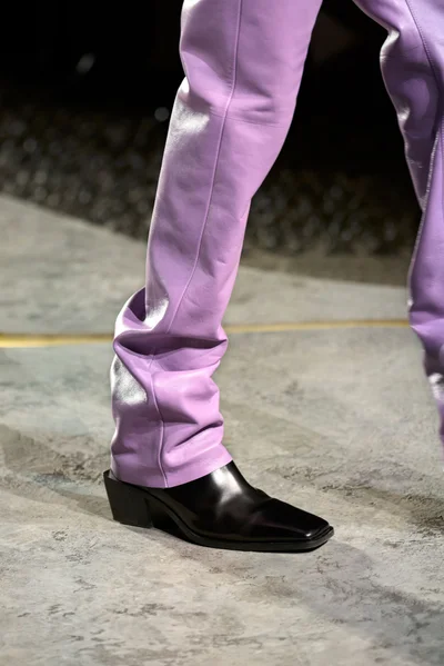 Look 60